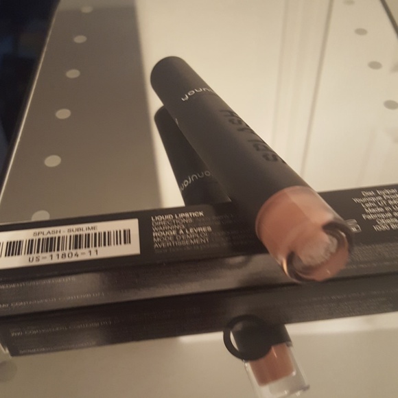 Younique liquid Splash shade Sublime - Picture 2 of 3